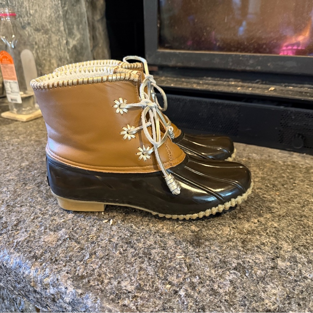 JACK ROGERS women’s Chloe Classic Rain Duck Boots - Picture 2 of 13